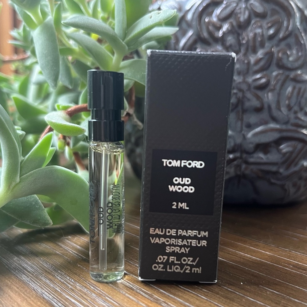 5/$25 Tom Ford Oud Wood Eau de Parfum